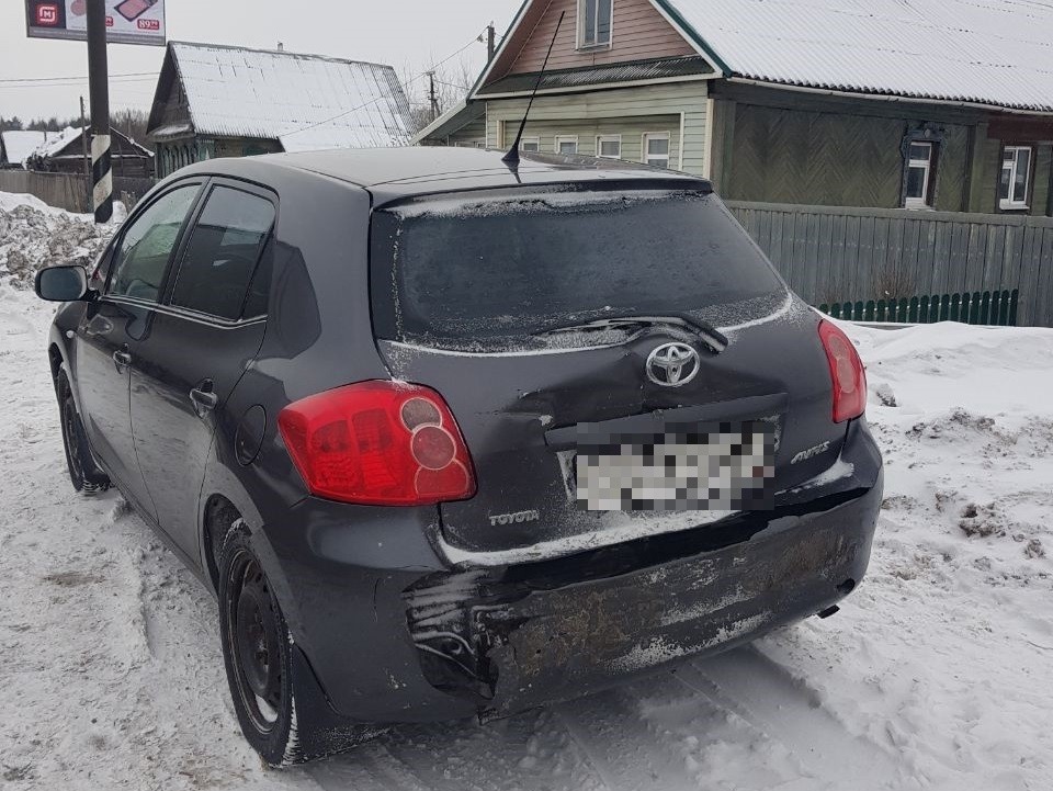 Женщина пострадала в столкновении "Форда" и "Тойоты" под Тверью