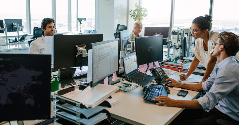 Эксперты рассказали, как влиться в рабочий ритм после праздников