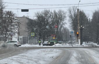 В Твери эвакуируют неправильно припаркованные автомобили В Твери эвакуируют неправильно припаркованные автомобили