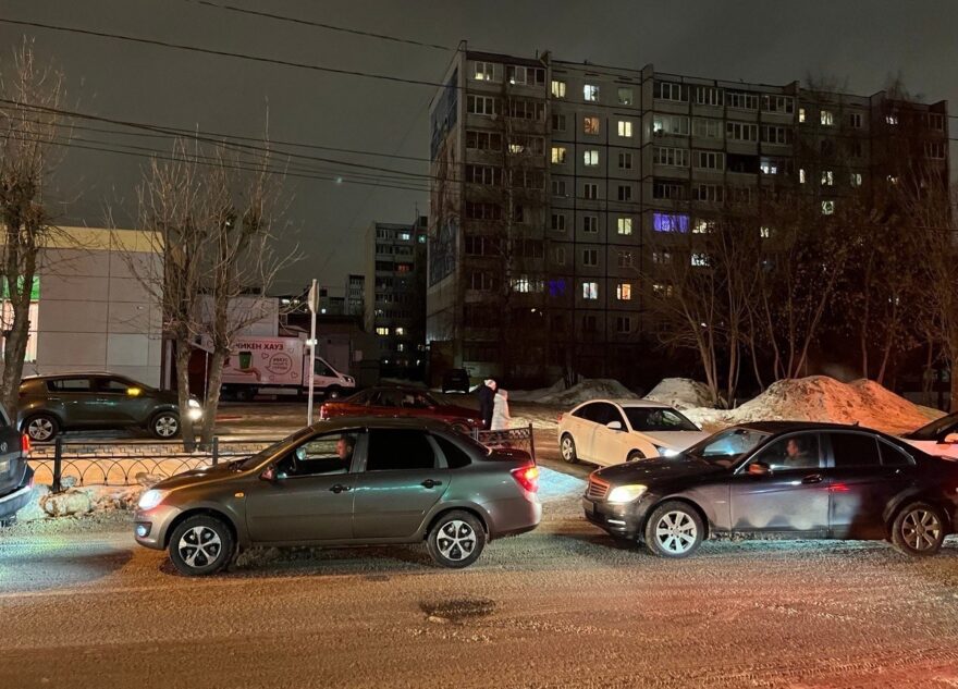 В Твери молодой водитель сбил пешехода в микрорайоне Южный В Твери молодой водитель сбил пешехода в микрорайоне Южный