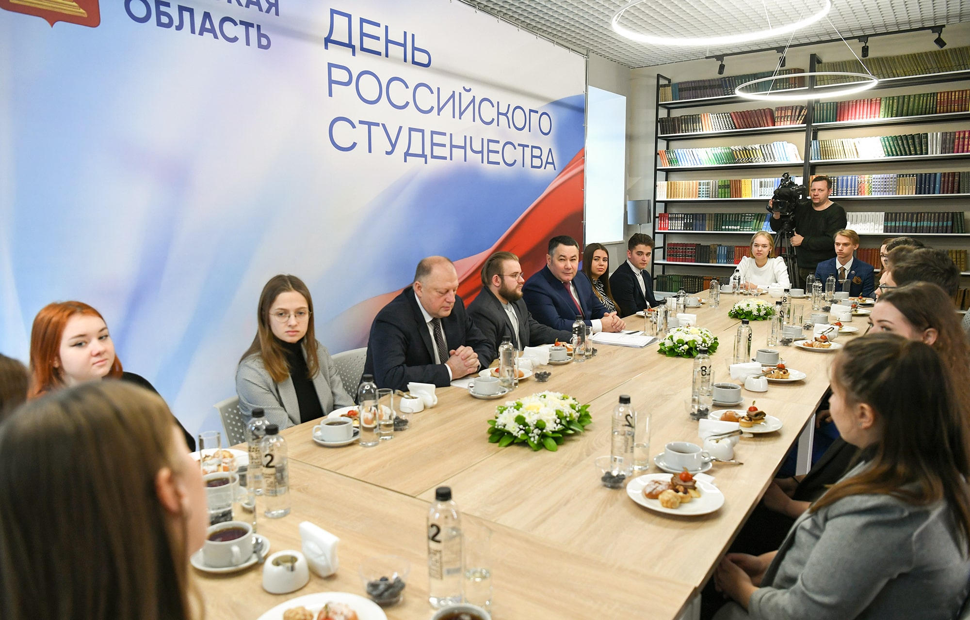 Губернатор Игорь Руденя встретился с учащимися тверских вузов и колледжей