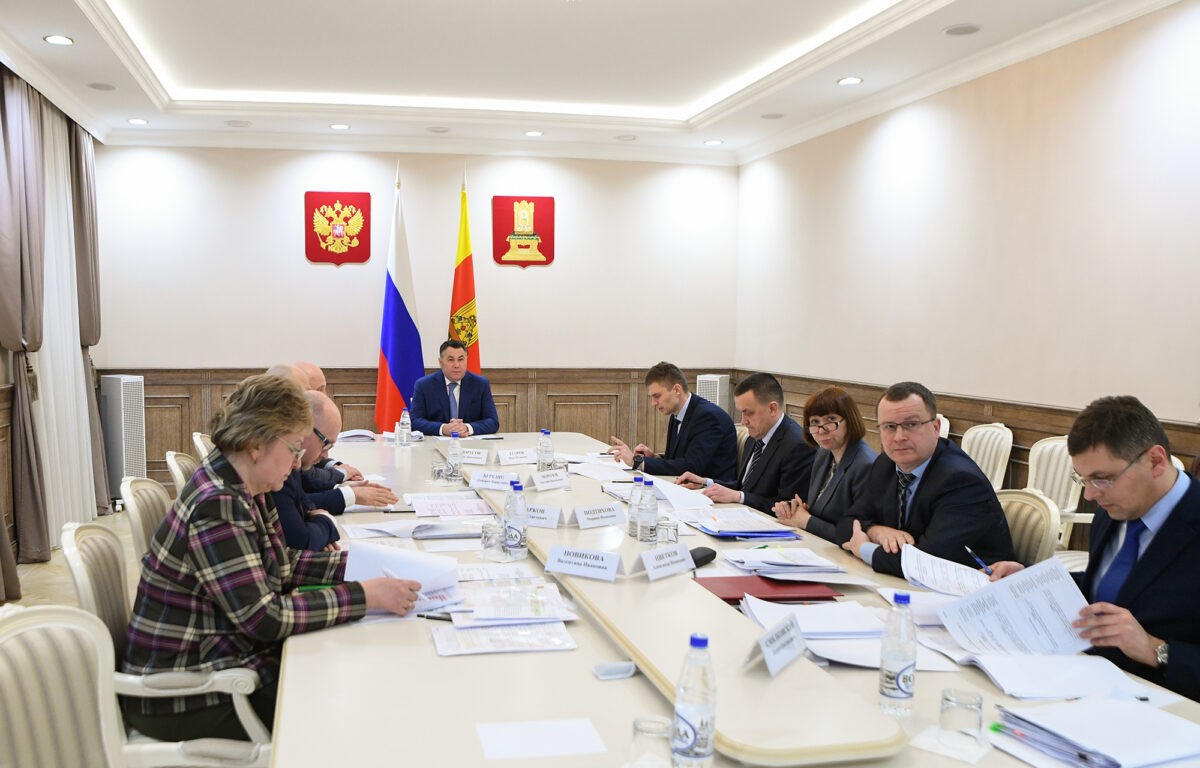 Губернатор Игорь Руденя провел совещание по итогам работы ведомств и служб в праздничные дни