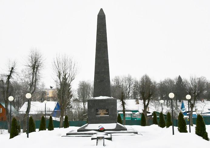 Игорь Руденя поздравил жителей Андреапольского округа с годовщиной освобождения района от фашистских захватчиков