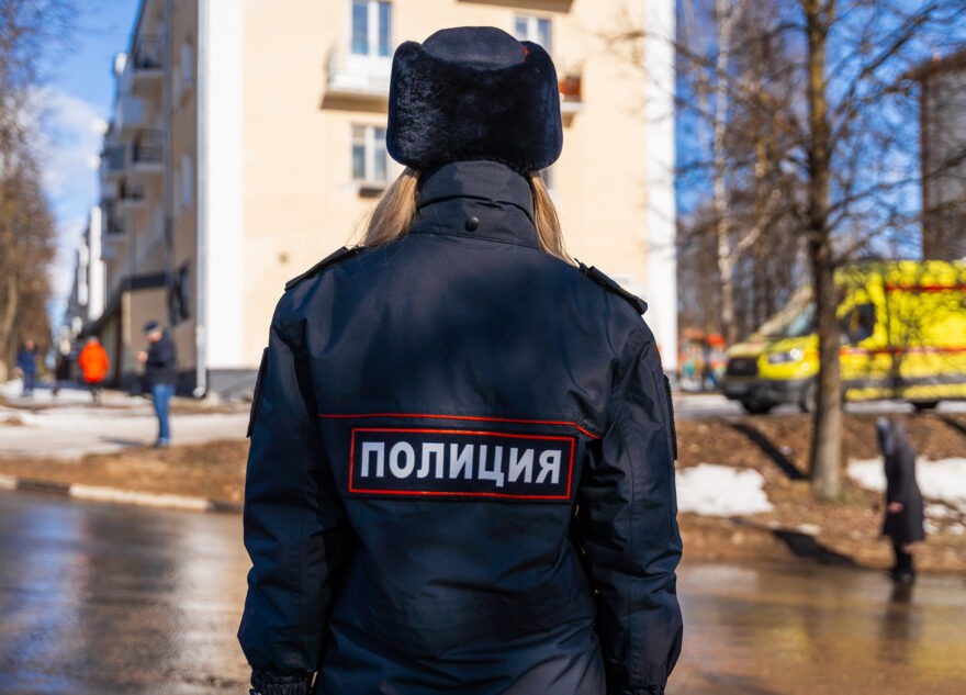 Житель Тверской области обокрал знакомую, пока ее не было дома Житель Тверской области обокрал знакомую, пока ее не было дома
