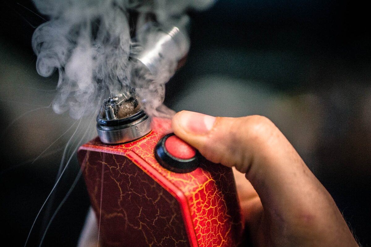 Wildberries прекращает продажу вейпов и курительных смесей