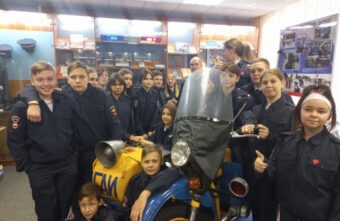 Тверские автоинспекторы провели День открытых дверей для кадетов Тверские автоинспекторы провели День открытых дверей для кадетов