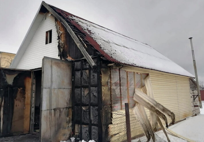 Жительница Тверской области подожгла из ревности гараж