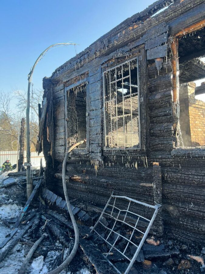 Стало известно, сколько человек погибло в пожаре под Тверью