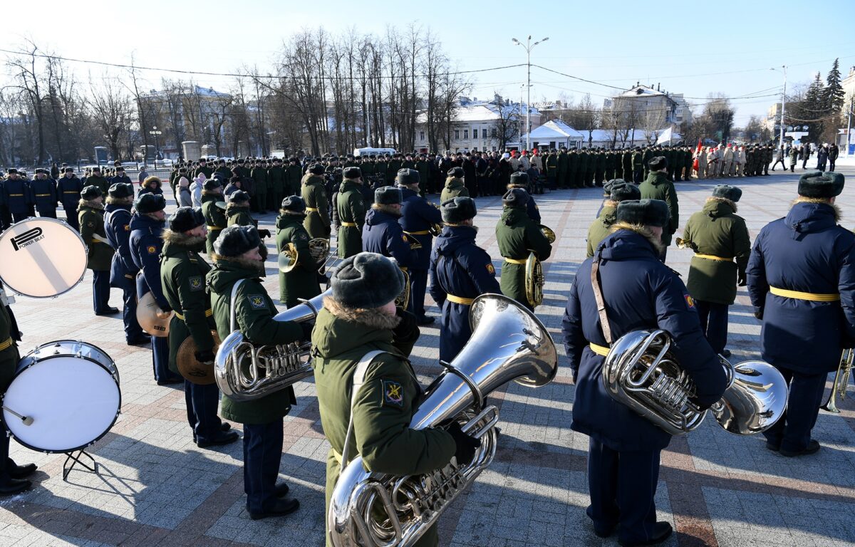 В Твери прошли торжественные мероприятия в честь Дня защитника Отечества