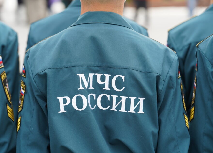 Автомобиль провалился под лёд на реке в Тверской области