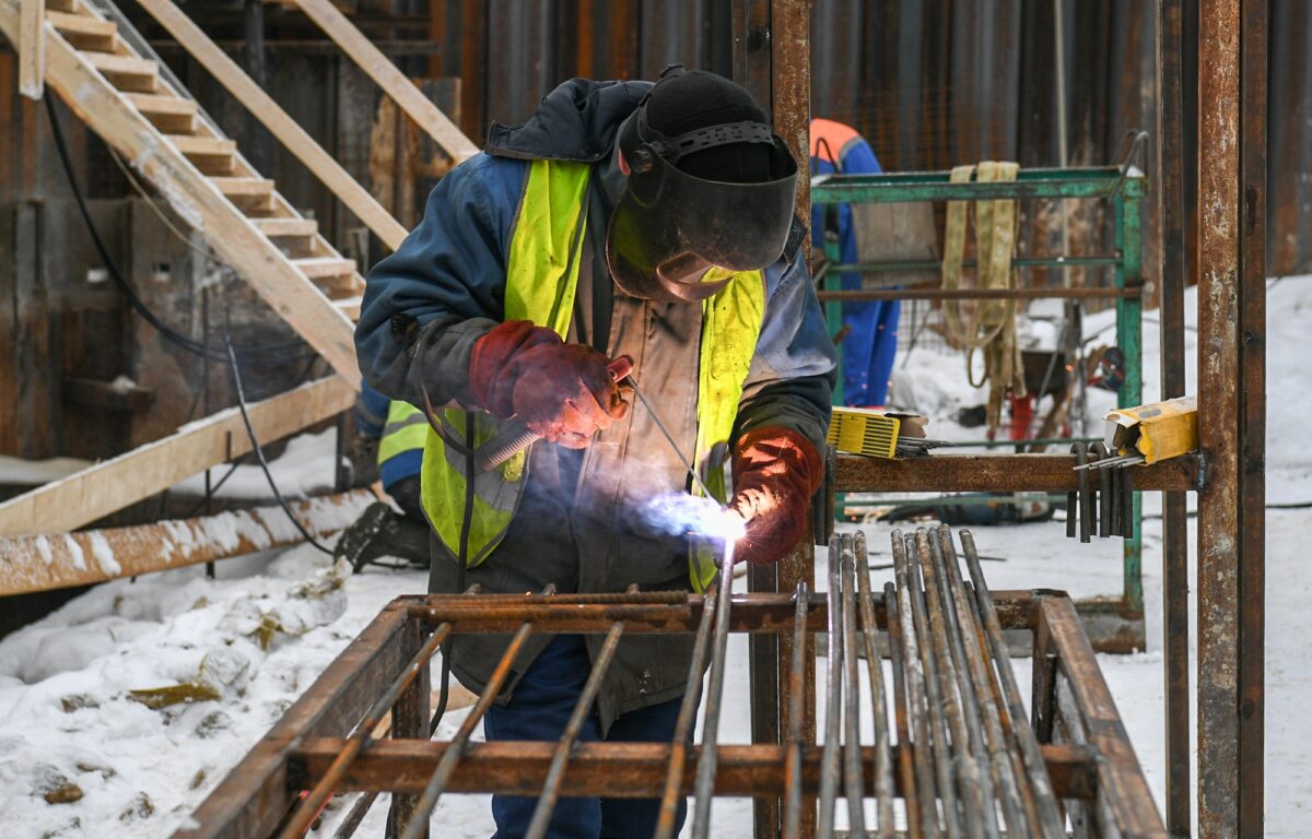 Игорь Руденя и Владимир Васильев проинспектировали строительство Западного моста в Твери