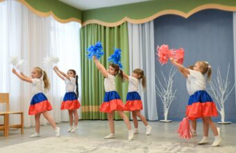 Игорь Руденя посетил детский сад в селе Бурашево Калининского района