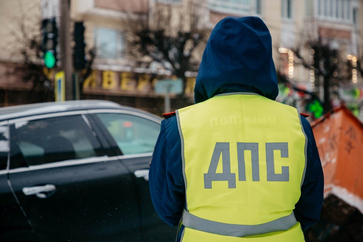 Водителей предупредили о штрафах за проезд на желтый свет