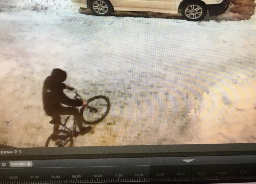 В Твери хозяин просит найти похищенный велосипед