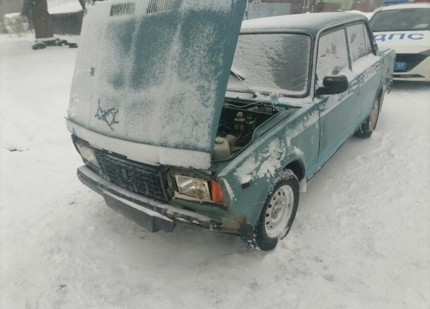 Пешеход попал под колёса ВАЗа в Тверской области