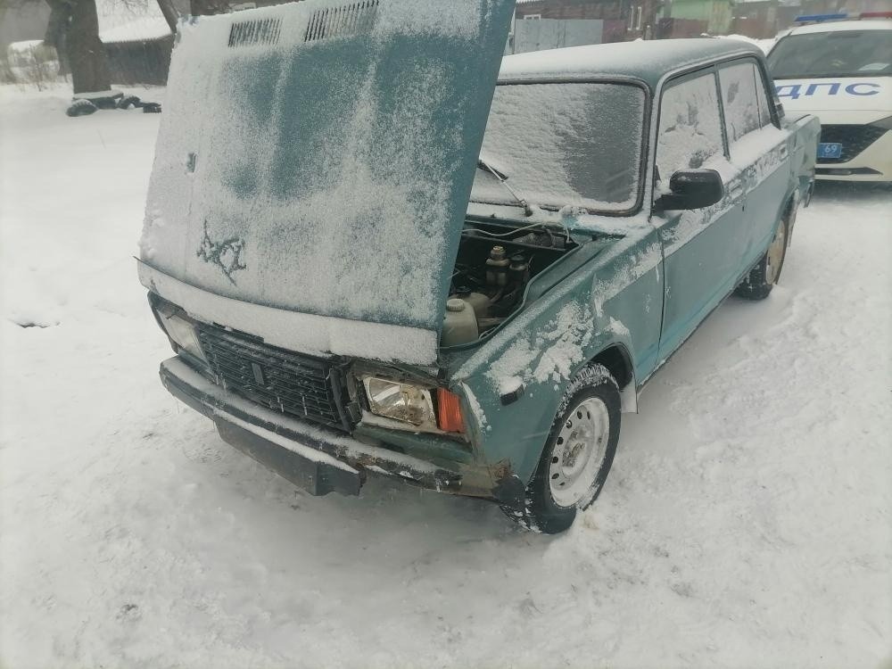 Пешеход попал под колёса ВАЗа в Тверской области