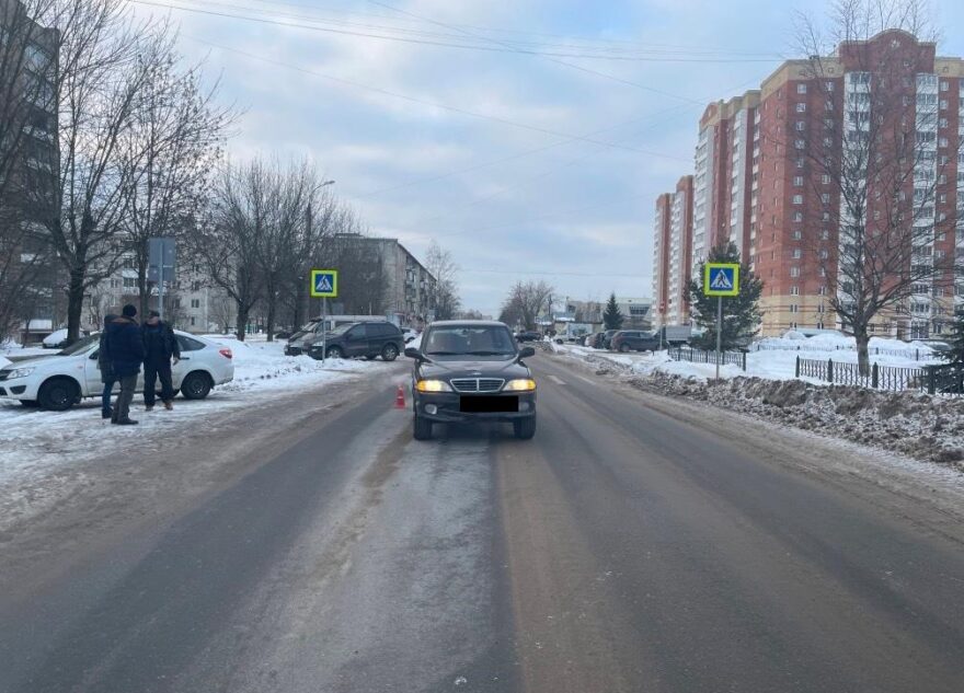 Пешеход попал под колёса внедорожника в Твери