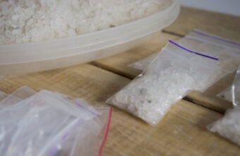 В Тверской области вынесли приговор наркодиллеру, пойманному благодаря подставному покупателю В Тверской области вынесли приговор наркодиллеру, пойманному благодаря подставному покупателю