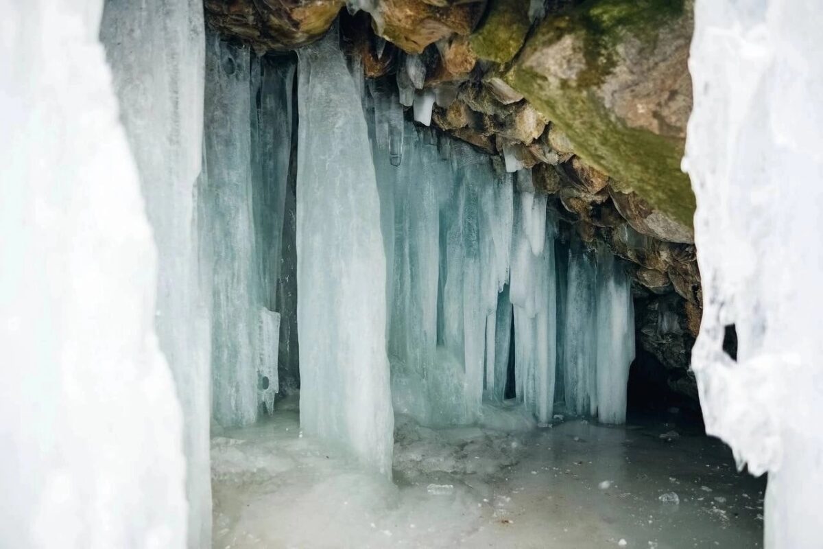 Красноярск Frozen Waterfall