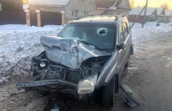 На трассе М-10 в Тверской области столкнулись три автомобиля На трассе М-10 в Тверской области столкнулись три автомобиля