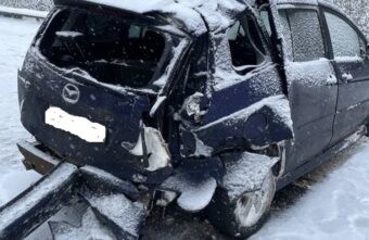 Во время ДТП в Тверской области ребенок вылетел через стекло машины