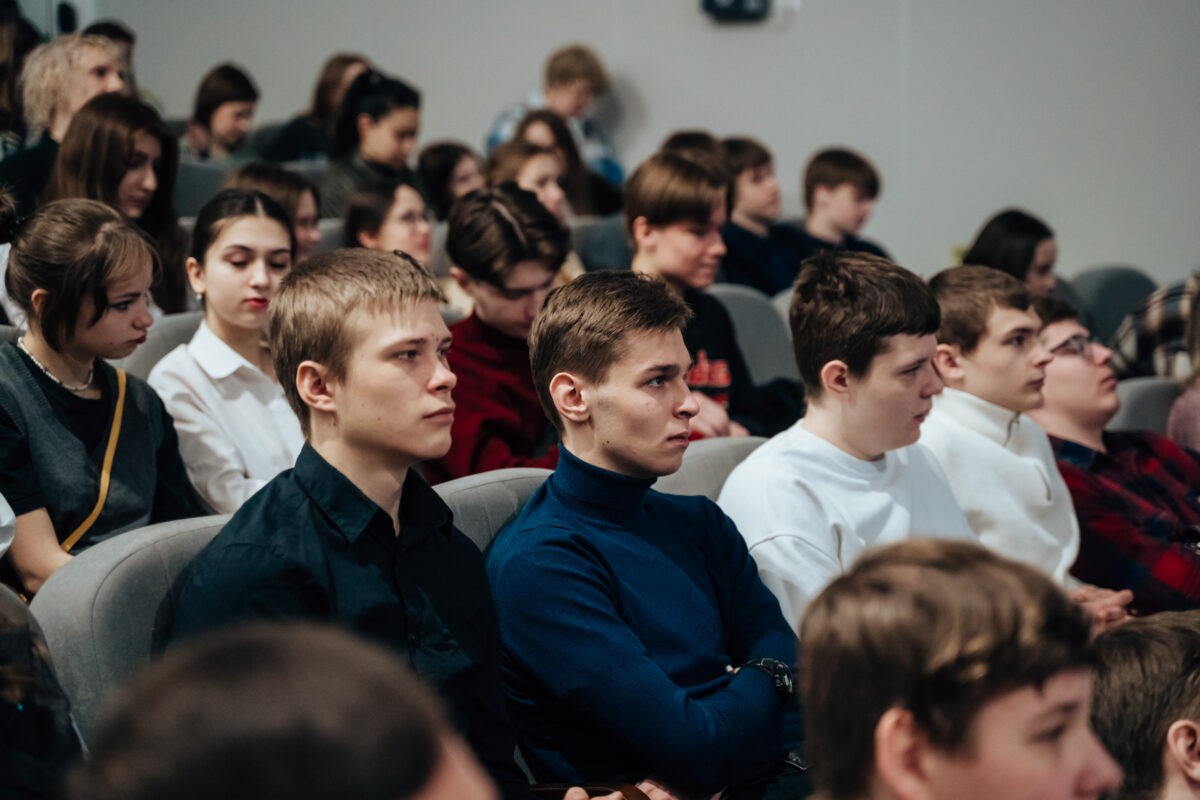 Тверская область стала площадкой молодежного форума «Знание о Героях» | ТОП  Тверь новости