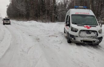 Скорая помощь не смогла добраться к маленькому ребенку в Тверской области