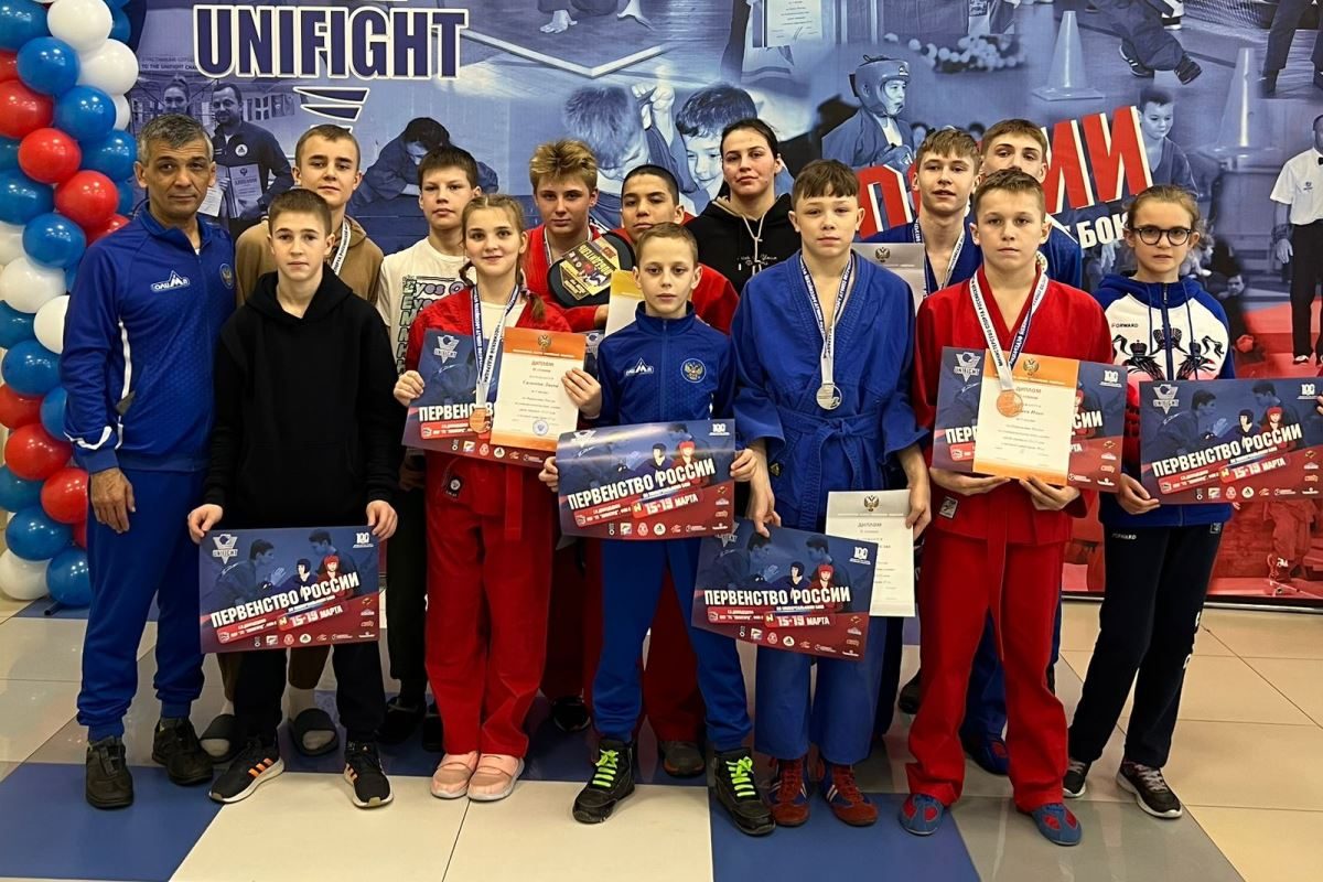 Борцы Тверской области завоевали 10 медалей и командный кубок