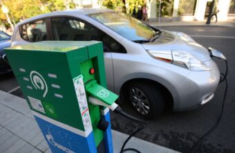 В Тверской области создадут инфраструктуру для зарядки электромобилей В Тверской области создадут инфраструктуру для зарядки электромобилей