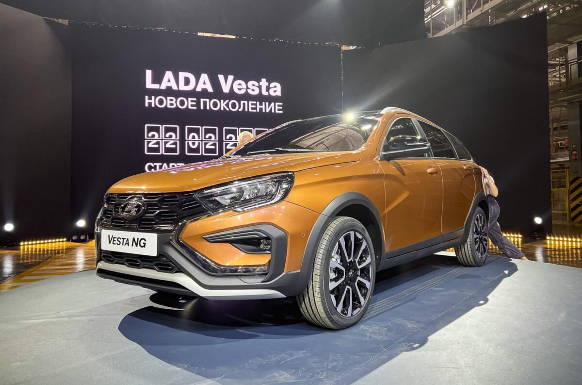 Автоваз намерен увеличить объем производства новой LADA Vesta NG | ТОП  Тверь новости