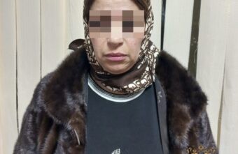 Полицейские Тверской области поймали мошенницу, обманывающую пенсионеров на «денежной реформе» Полицейские Тверской области поймали мошенницу, обманывающую пенсионеров на «денежной реформе»