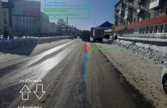 В Тверской области женщина вышла на дорогу и попала под колёса "Ниссана" В Тверской области женщина вышла на дорогу и попала под колёса "Ниссана"