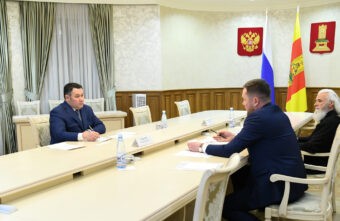 Губернатор Игорь Руденя провел встречу с главой Ржевского муниципального округа Романом Крыловым Губернатор Игорь Руденя провел встречу с главой Ржевского муниципального округа Романом Крыловым