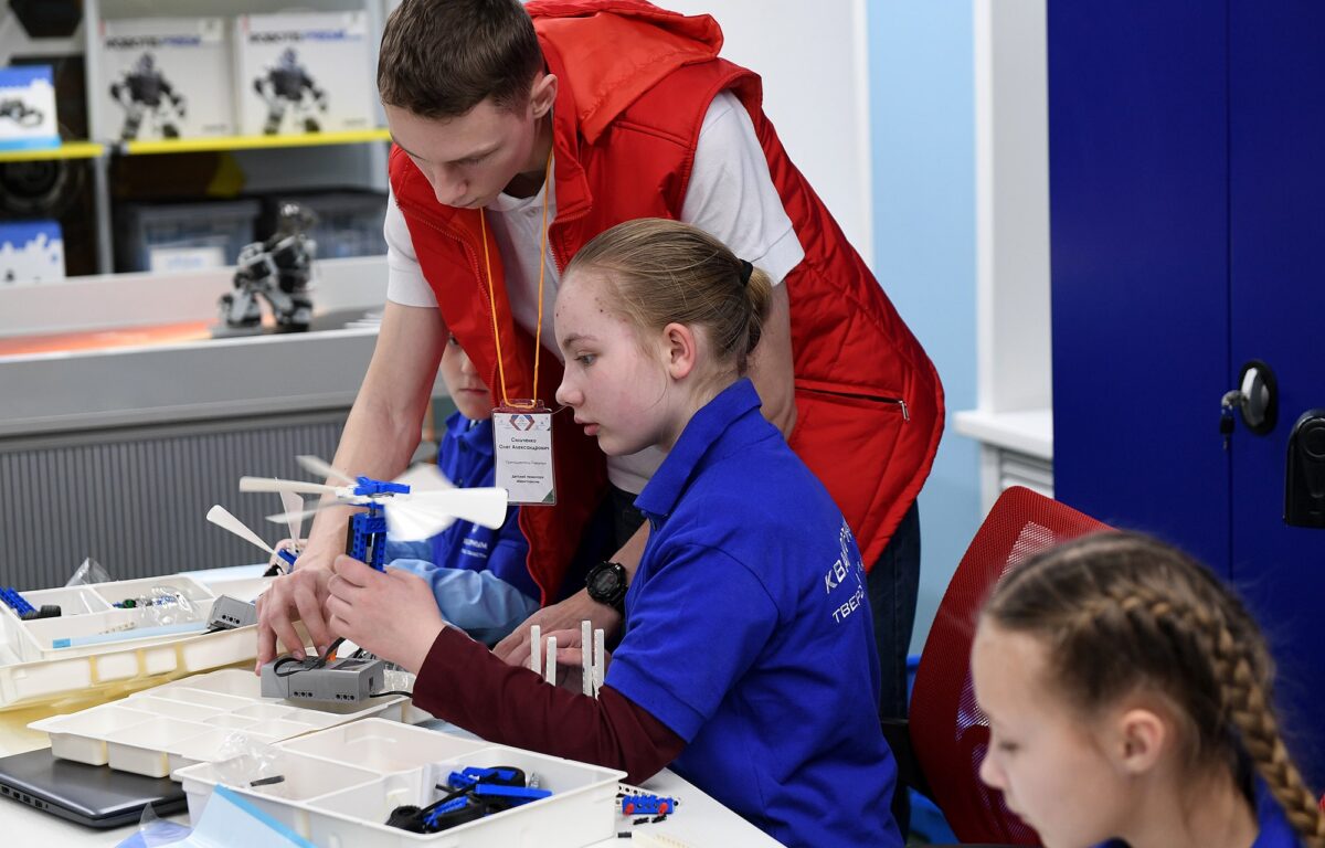 Больше 161 тысячи человек приняли участие в мероприятиях «Кванториума» в Твери