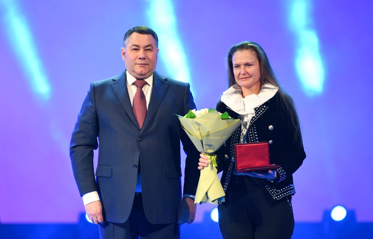 Губернатор Игорь Руденя вручил награды лучшим женщинам Тверской области