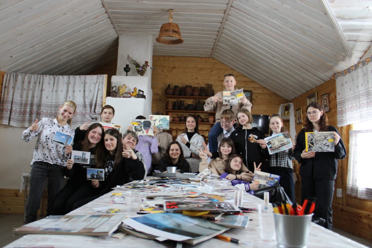 Школьники Тверской области создали галерею коллажей о своем городе