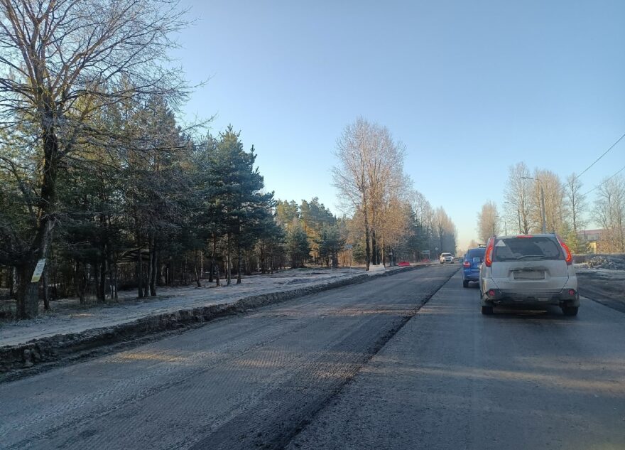 Случилось чудо: на улице Шишкова в Твери кладут новый асфальт Случилось чудо: на улице Шишкова в Твери кладут новый асфальт