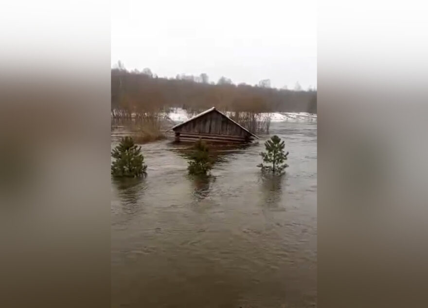 Появились подробности о плавающей в Тверской области бане