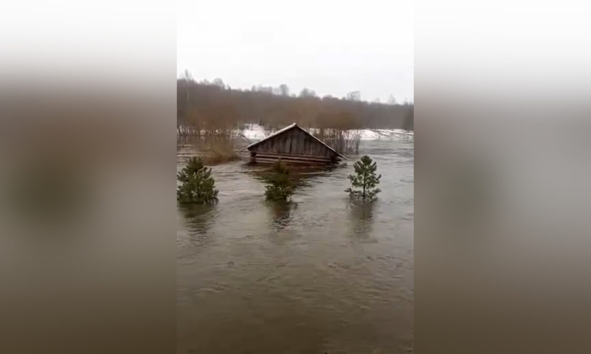 Появились подробности о плавающей в Тверской области бане