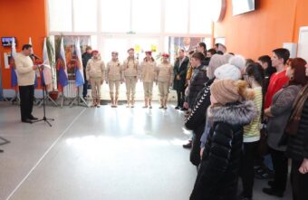 В Торопце отметили "Крымскую весну" В Торопце отметили "Крымскую весну"