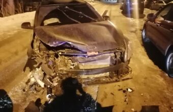 Молодой водитель повредил голову в столкновении двух иномарок в Твери