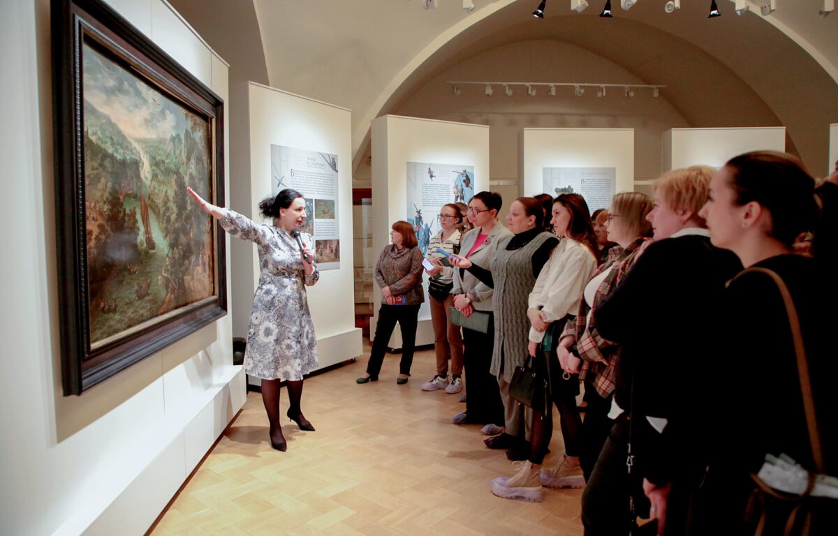 В Твери открылась выставка фламандского живописца и графика «Вселенная Тобиаса Верхахта»