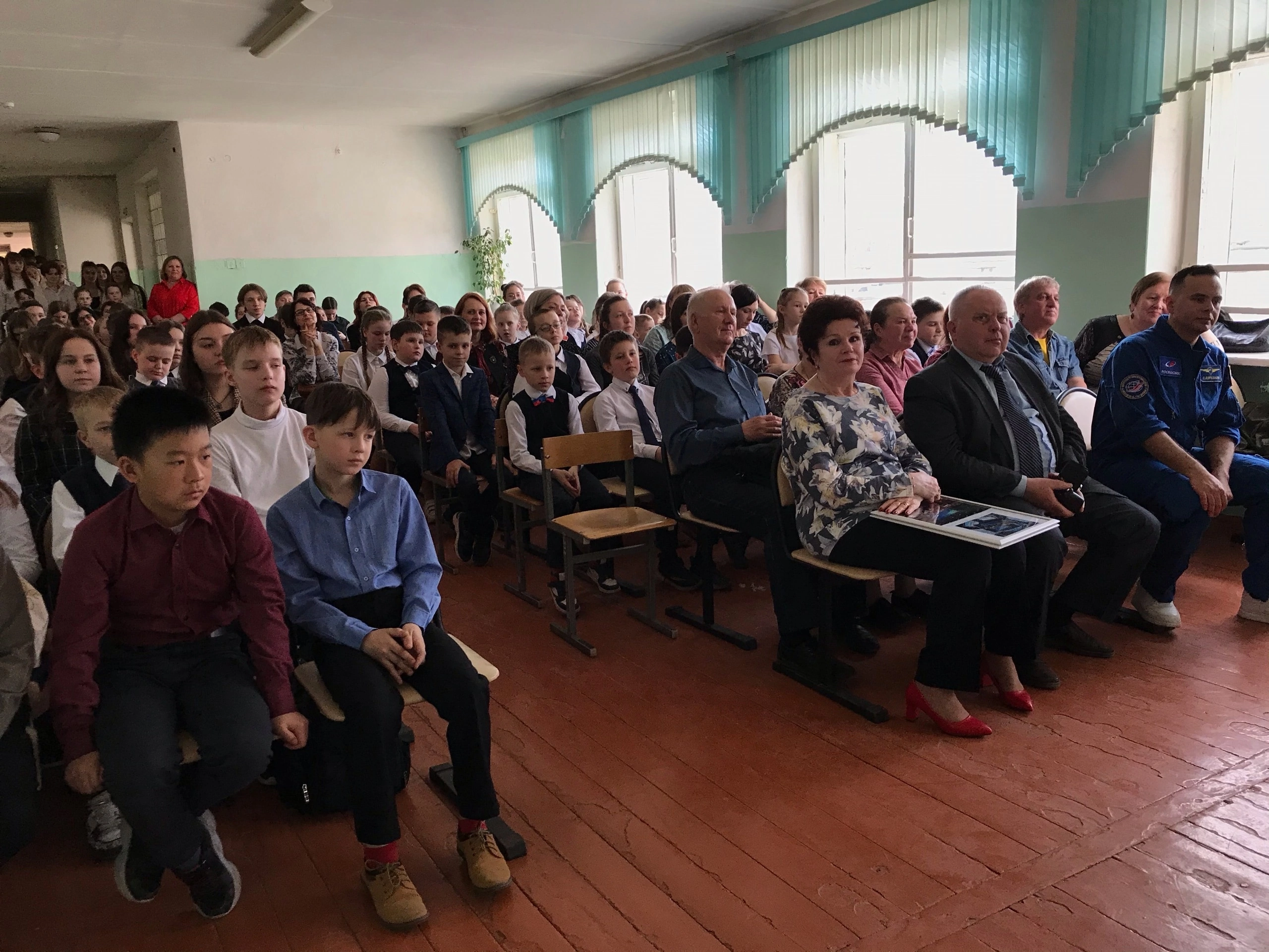 Тверской космонавт с МКС побывал в родной школе