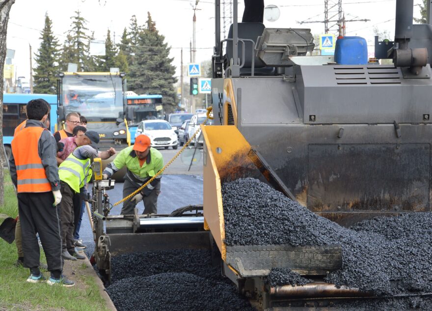 В Твери дорожники заканчивают ремонт Октябрьского проспекта