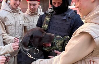 Спецназовцы познакомили тверских школьников с профессиями высотника и взрывотехника