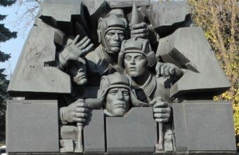 В Твери выбирают новое место для памятника экипажу Степана Горобца В Твери выбирают новое место для памятника экипажу Степана Горобца