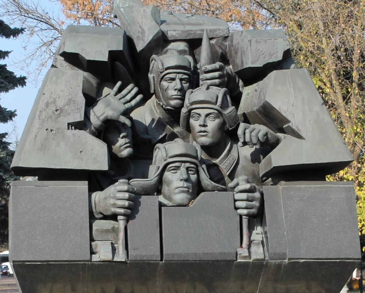 В Твери выбирают новое место для памятника экипажу Степана Горобца