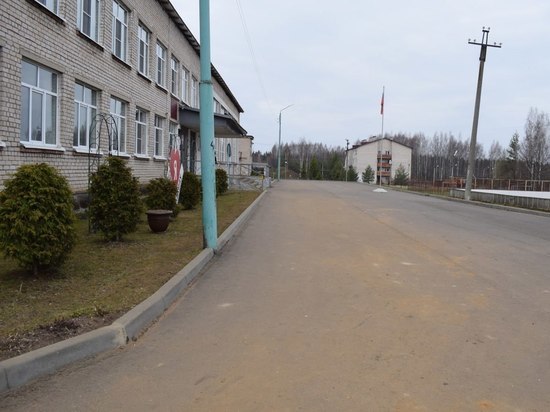 В Тверской области Оленинская школа активно участвует в субботниках