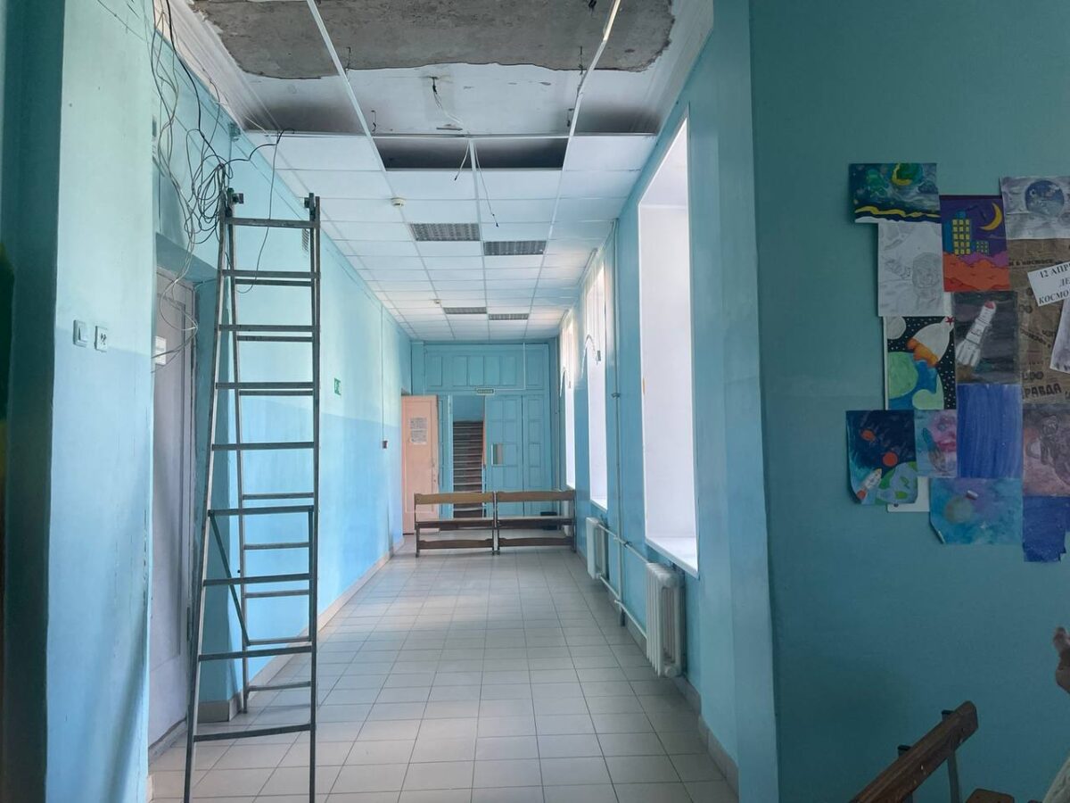 В тверской школе организована проверка по факту обрушения навесного потолка В тверской школе организована проверка по факту обрушения навесного потолка