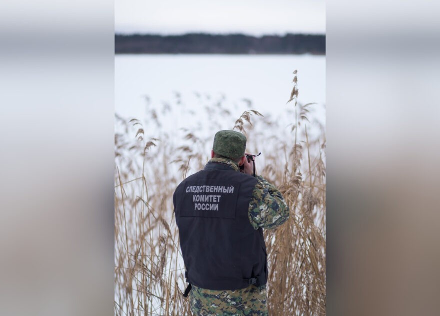 Тело мужчины нашли возле реки в Тверской области